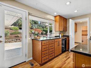 108 Monterey Place NE, Renton WA 98056