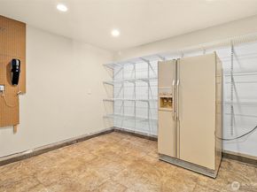 108 Monterey Place NE, Renton WA 98056