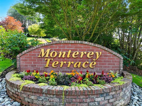 108 Monterey Place NE, Renton WA 98056