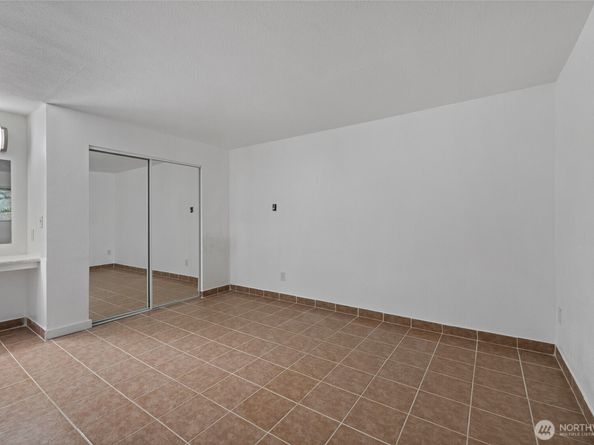 15280 MacAdam Road S E101, Seattle WA 98188