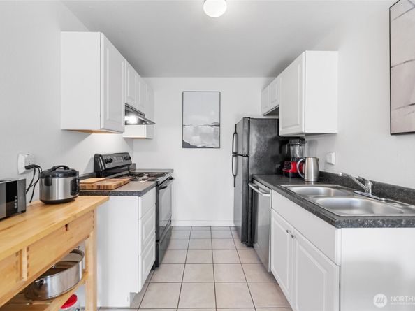 6667 138th Avenue NE 524, Redmond WA 98052