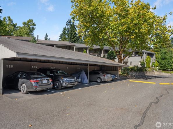 6667 138th Avenue NE 524, Redmond WA 98052