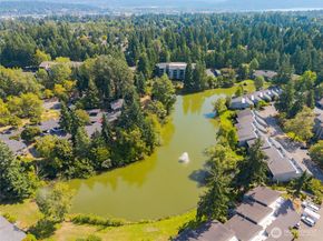 6667 138th Avenue NE 524, Redmond WA 98052