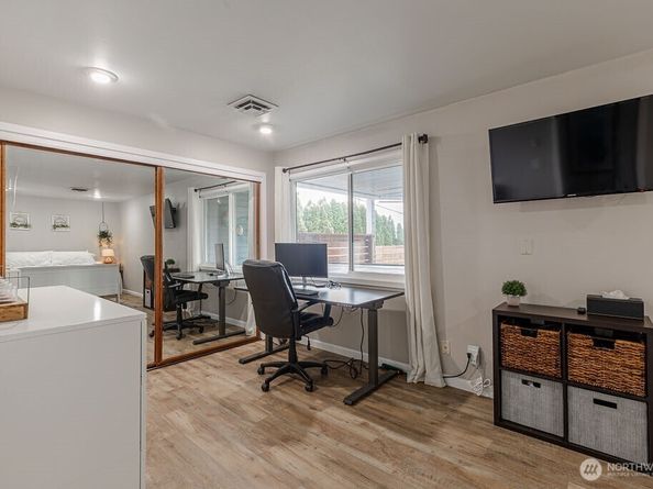 19005 11th Avenue NW, Shoreline WA 98177