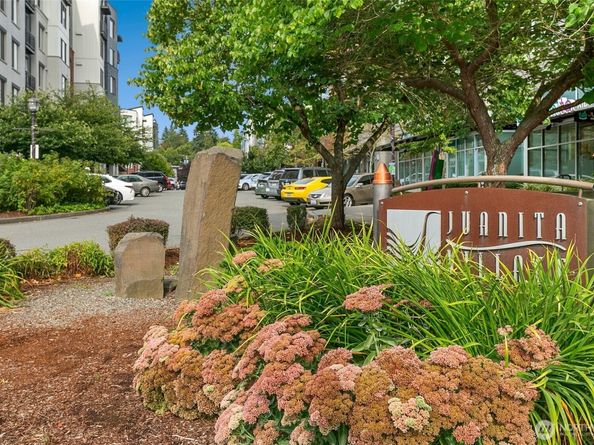10404 NE 131st Street, Kirkland WA 98034