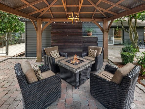 10404 NE 131st Street, Kirkland WA 98034