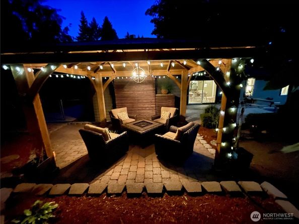 10404 NE 131st Street, Kirkland WA 98034