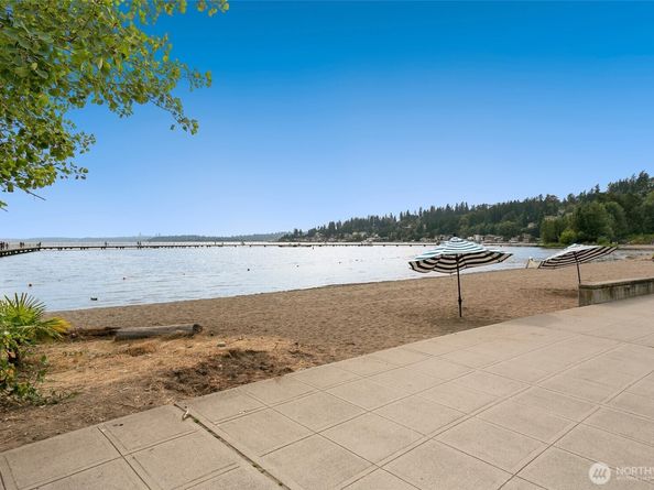 10404 NE 131st Street, Kirkland WA 98034