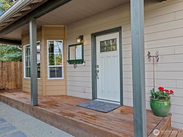 109 203rd Place SW 1, Lynnwood WA 98036