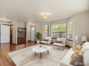 109 203rd Place SW 1, Lynnwood WA 98036