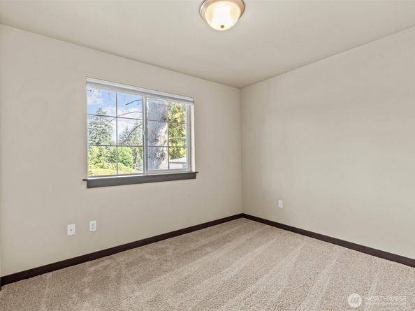 109 203rd Place SW 1, Lynnwood WA 98036