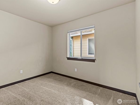 109 203rd Place SW 1, Lynnwood WA 98036