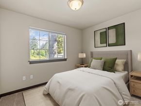 109 203rd Place SW 1, Lynnwood WA 98036