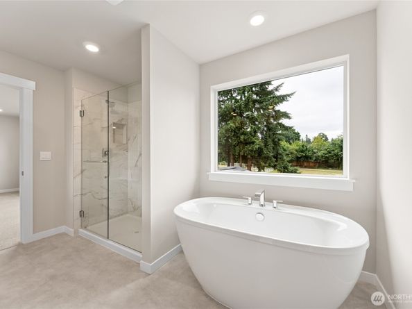 8411 114th Avenue SE 37, Newcastle WA 98056