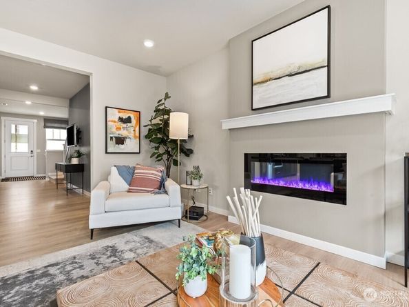 8411 114th Avenue SE 37, Newcastle WA 98056