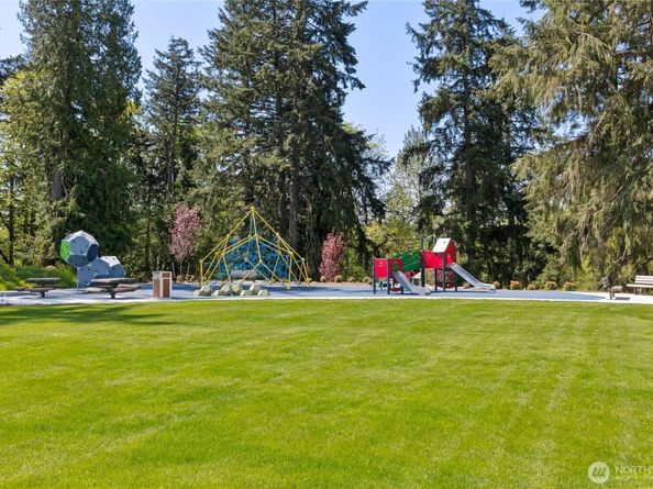 8411 114th Avenue SE 37, Newcastle WA 98056