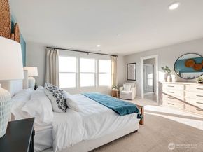 8411 114th Avenue SE 37, Newcastle WA 98056