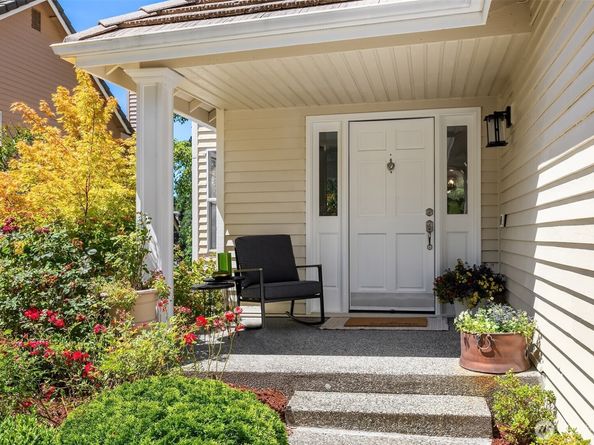17431 NE 28th Street, Redmond WA 98052