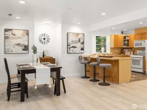 17431 NE 28th Street, Redmond WA 98052