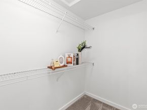 17431 NE 28th Street, Redmond WA 98052