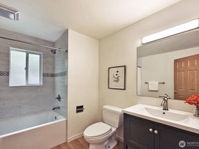11714 36th Avenue NE, Seattle WA 98125