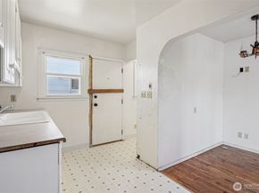 1236 S Director Street, Seattle WA 98108