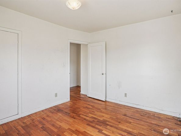 1236 S Director Street, Seattle WA 98108