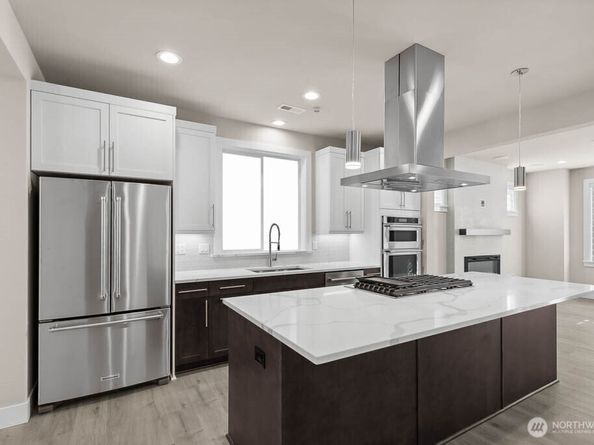 13235 NE 143rd Court 15, Woodinville WA 98072
