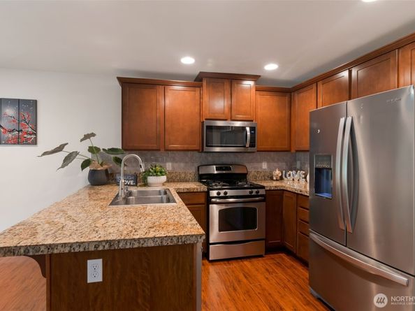 3327 177th PL SE, Bothell WA 98012