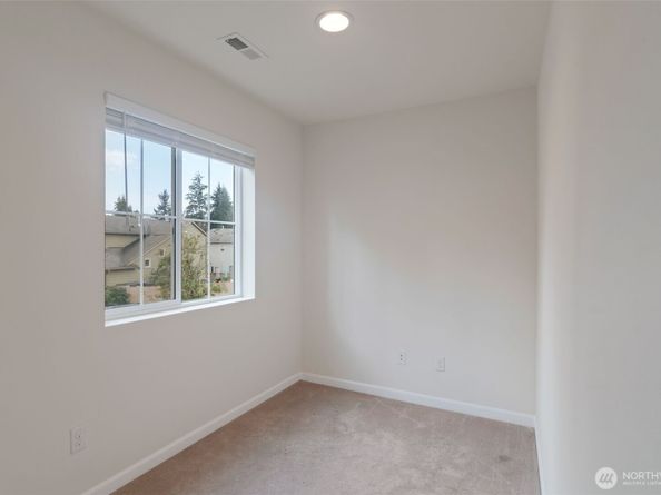 3327 177th PL SE, Bothell WA 98012