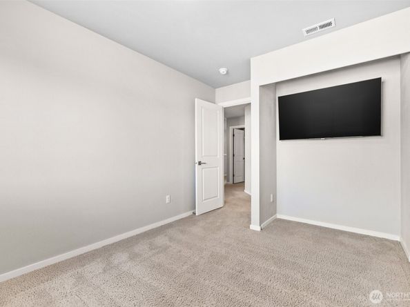 2207 115th Drive SE, Lake Stevens WA 98258