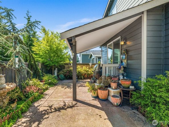 2207 115th Drive SE, Lake Stevens WA 98258