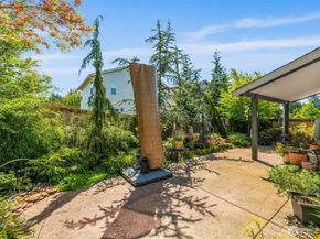 2207 115th Drive SE, Lake Stevens WA 98258