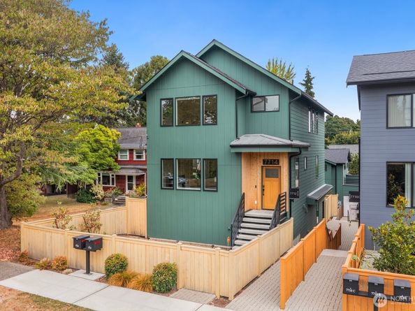 7714 30th Ave NW, Seattle WA 98117