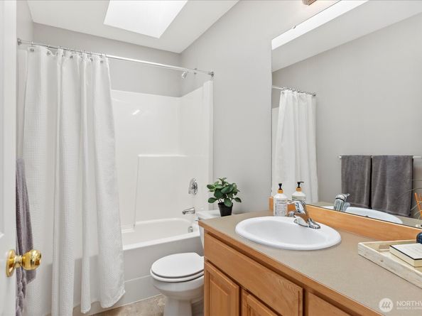 5300 Glenwood Avenue O1, Everett WA 98203