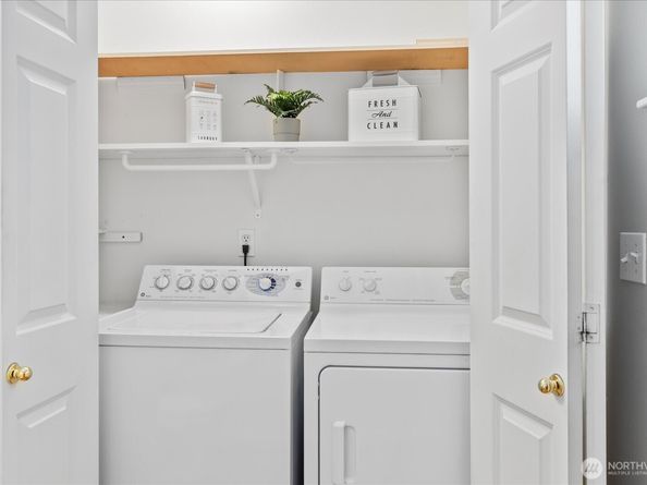 5300 Glenwood Avenue O1, Everett WA 98203