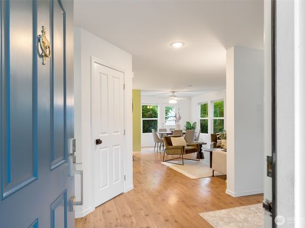 9907 223rd Place NE, Redmond WA 98053