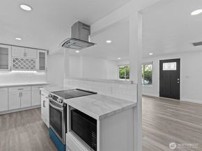 1140 E Seattle Street, Kent WA 98030