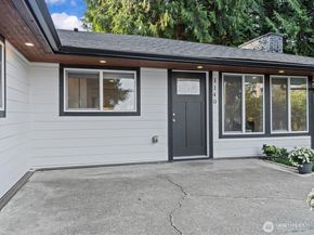 1140 E Seattle Street, Kent WA 98030