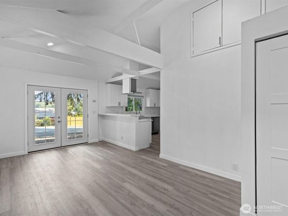 1140 E Seattle Street, Kent WA 98030