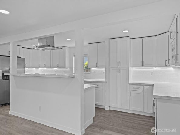 1140 E Seattle Street, Kent WA 98030