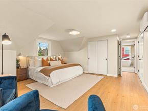 7702 10th Avenue NW, Seattle WA 98117