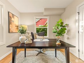 7702 10th Avenue NW, Seattle WA 98117