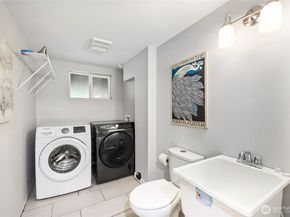 9642 13th Avenue SW, Seattle WA 98106