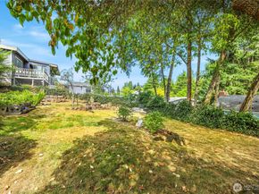 9642 13th Avenue SW, Seattle WA 98106