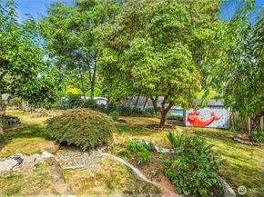 9642 13th Avenue SW, Seattle WA 98106