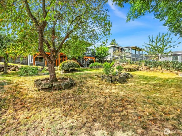 9642 13th Avenue SW, Seattle WA 98106