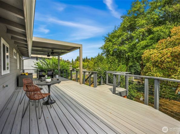 9642 13th Avenue SW, Seattle WA 98106