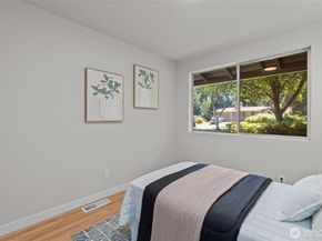 13786 NE 75th Place, Redmond WA 98052
