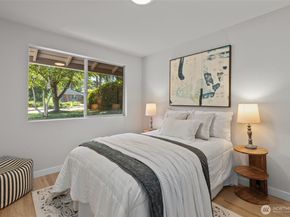 13786 NE 75th Place, Redmond WA 98052